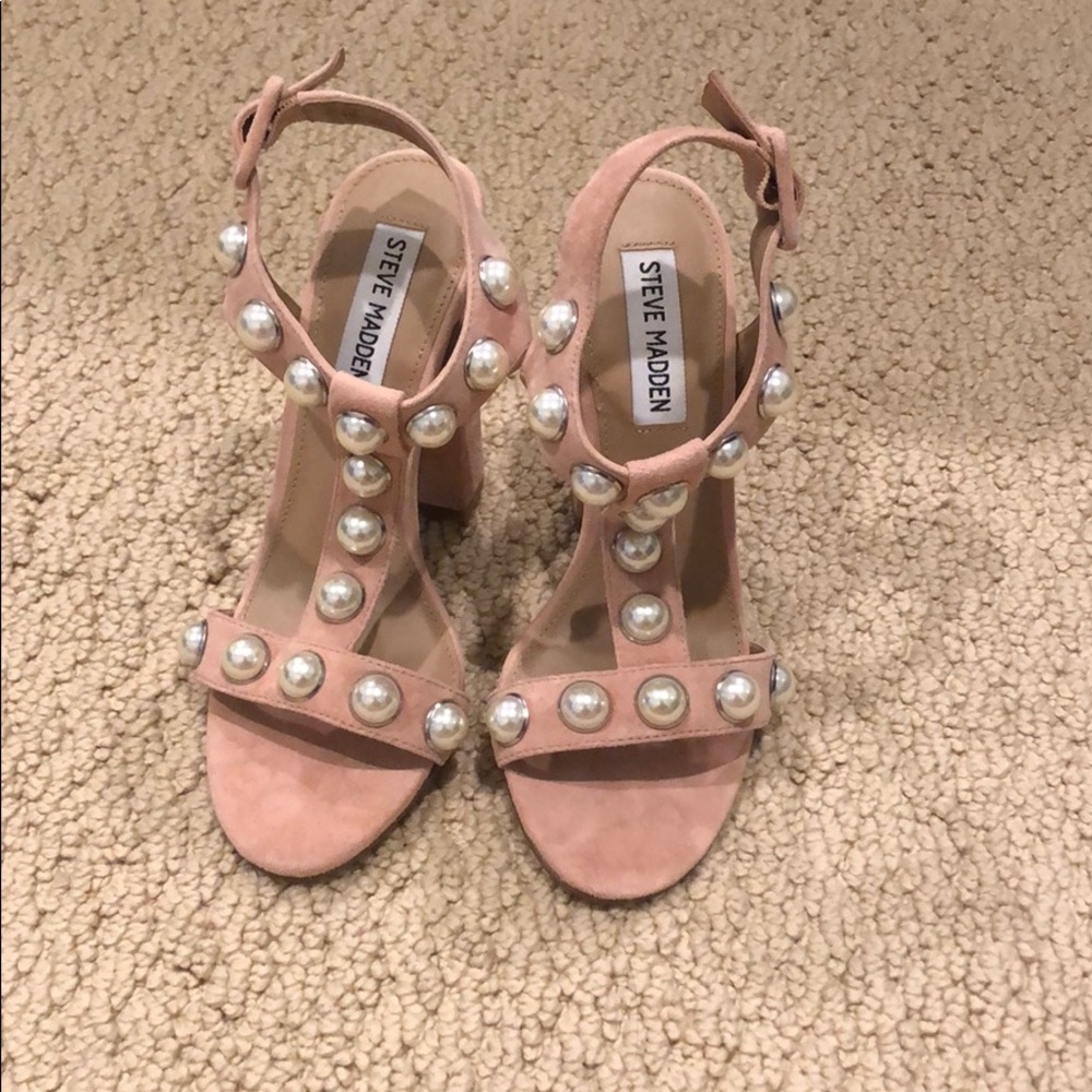 Pink heels